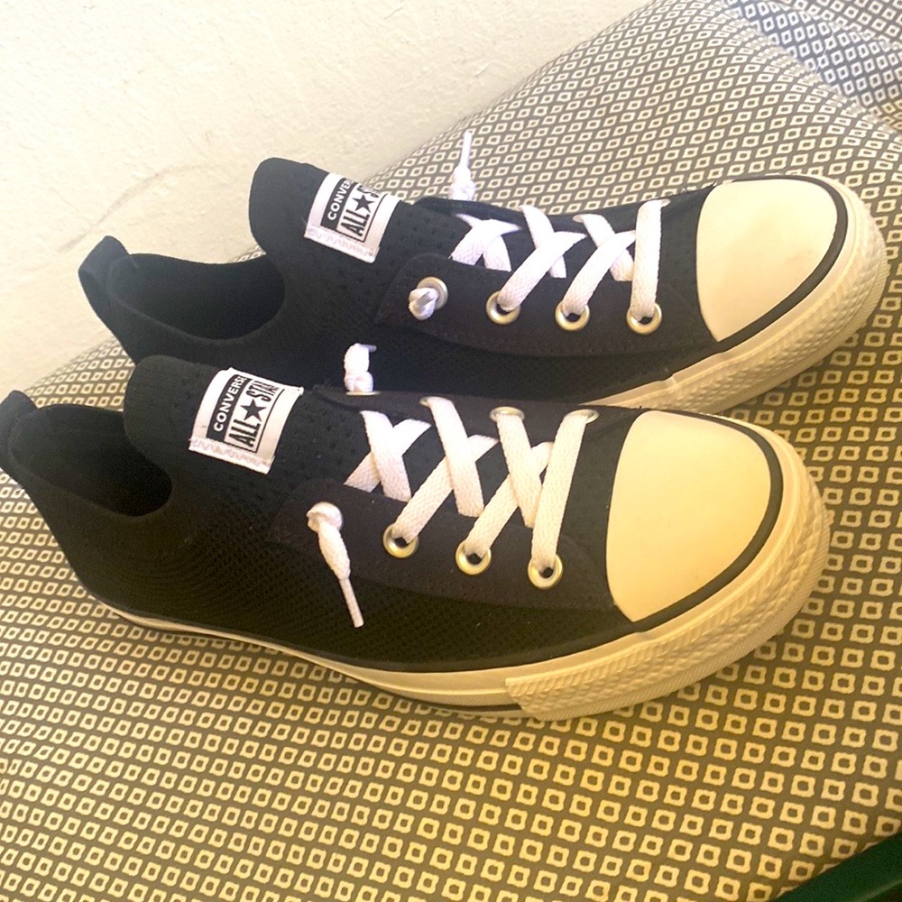 Converse womens 10